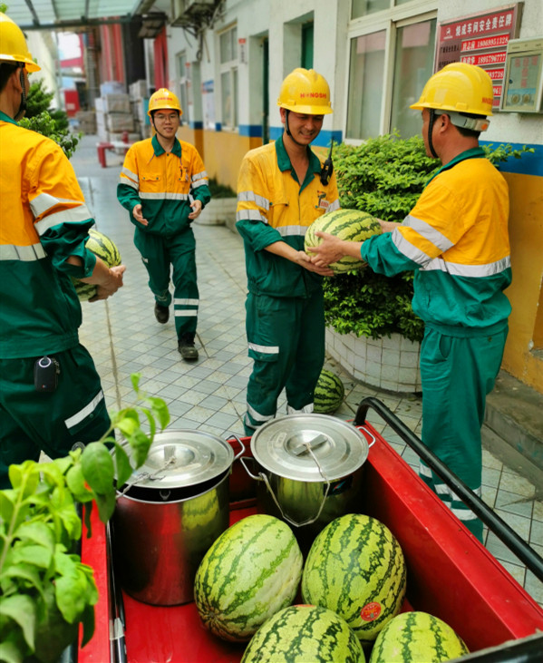 南寧紅獅開(kāi)展“金秋送爽，心系員工”活動(dòng)